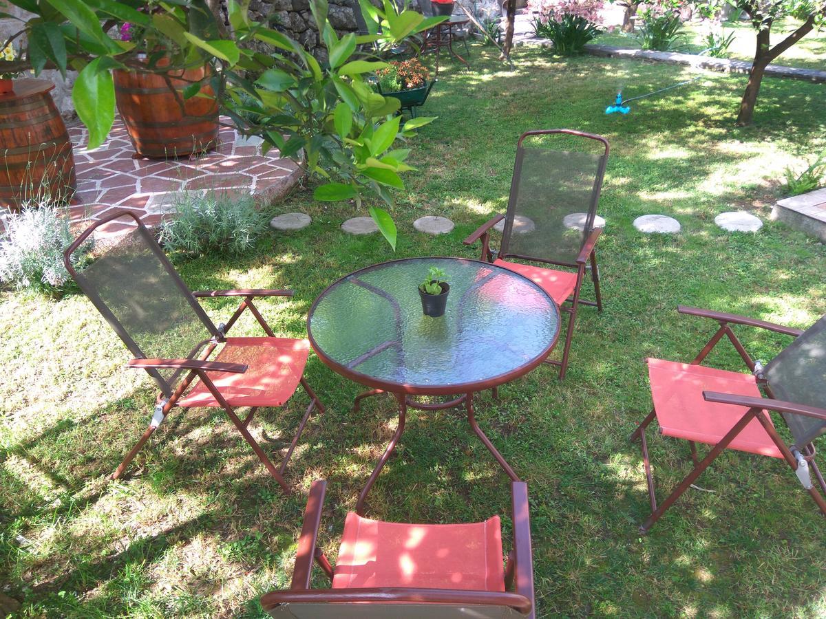 ריסאן Apartmani Villa Radovic מראה חיצוני תמונה